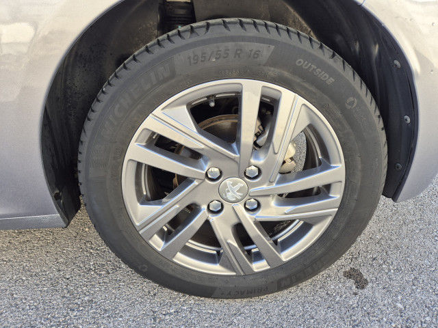 Peugeot Peugeot 208  1.5 BlueHDi 100ch E6.c Active Business S&S 5p