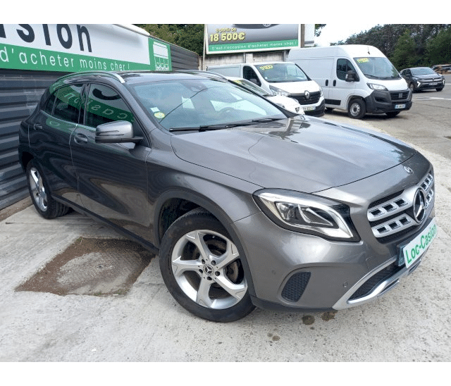 Mercedes-Benz GLA 180DA SENSATION SENSATION