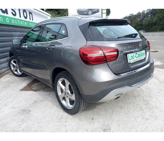 Mercedes-Benz GLA 180DA SENSATION SENSATION