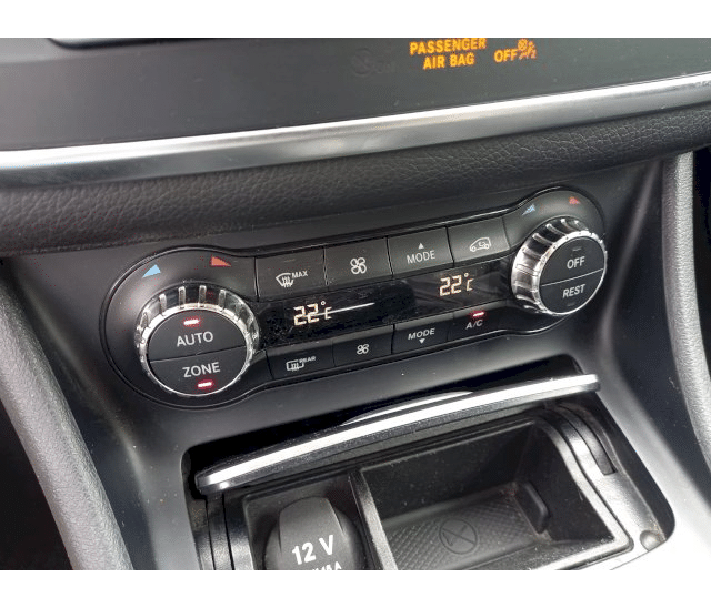 Mercedes-Benz GLA 180DA SENSATION SENSATION