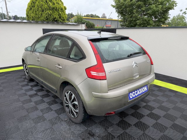 Citroen Citroën C4 1.6 HDI 90CH CONFORT 