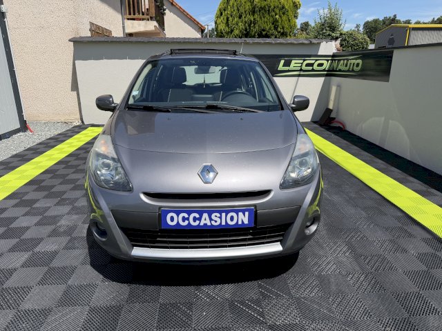 Renault Renault Clio 1.2 ESSSENCE 101 CH 