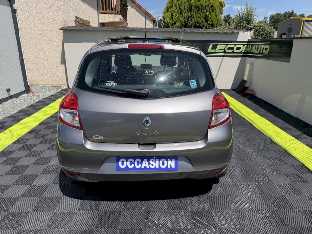 Renault Renault Clio 1.2 ESSSENCE 101 CH 