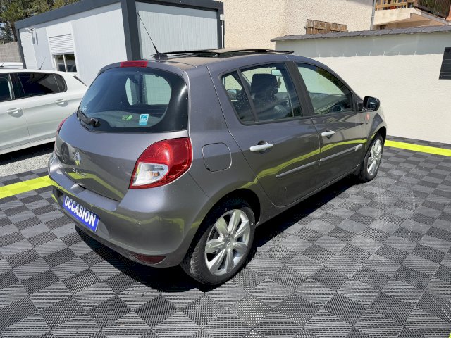 Renault Renault Clio 1.2 ESSSENCE 101 CH 