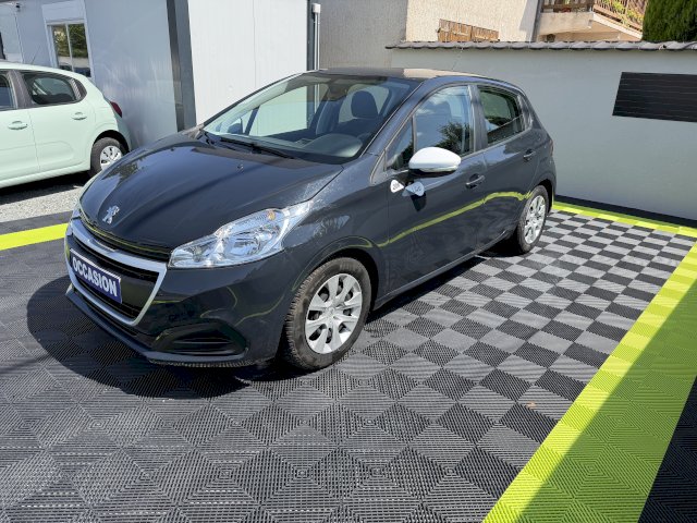 Peugeot Peugeot 208 ESSENCE 68CH FINITON LIKO