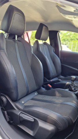 Peugeot Peugeot 208 PEUGEOT 208 1.5 HDI 100 CV PREMIUM 