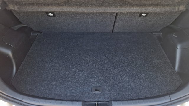 Toyota Toyota Yaris 70 VVT-i France Business 5p RC19