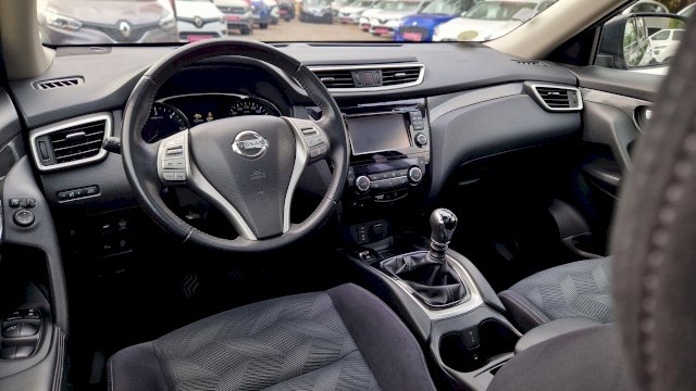 Nissan Nissan X-Trail III (T32) 1.6 dCi 130ch N-Connecta