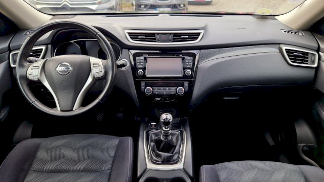 Nissan Nissan X-Trail III (T32) 1.6 dCi 130ch N-Connecta