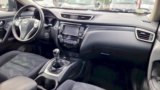 Nissan Nissan X-Trail III (T32) 1.6 dCi 130ch N-Connecta