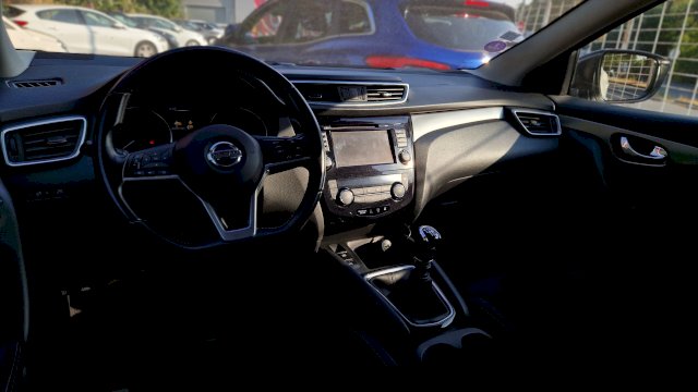 Nissan Nissan Qashqai II (J11) 1.2 DIG-T 115ch N-Connecta