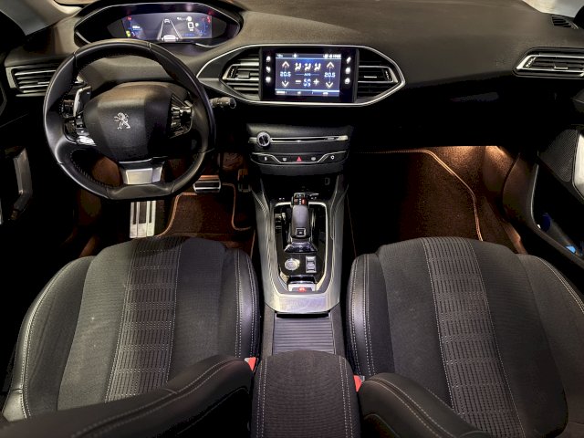 Peugeot Peugeot 308 II 1.5 BlueHDi 130ch S&S Allure EAT8