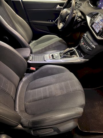 Peugeot Peugeot 308 II 1.5 BlueHDi 130ch S&S Allure EAT8