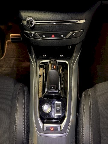 Peugeot Peugeot 308 II 1.5 BlueHDi 130ch S&S Allure EAT8