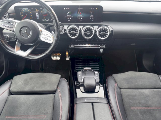 Mercedes-Benz Mercedes-Benz Classe A IV 200d 150ch AMG Line DCT