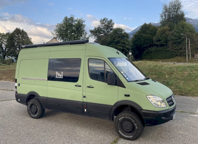 Mercedes-Benz Mercedes-Benz Sprinter 