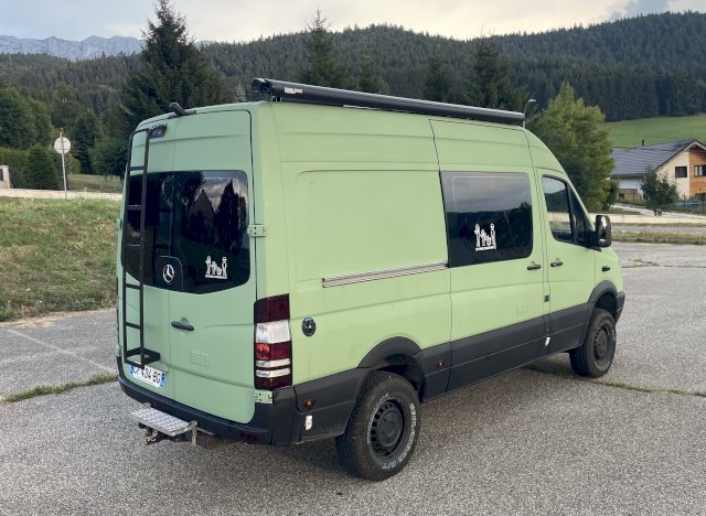 Mercedes-Benz Mercedes-Benz Sprinter 