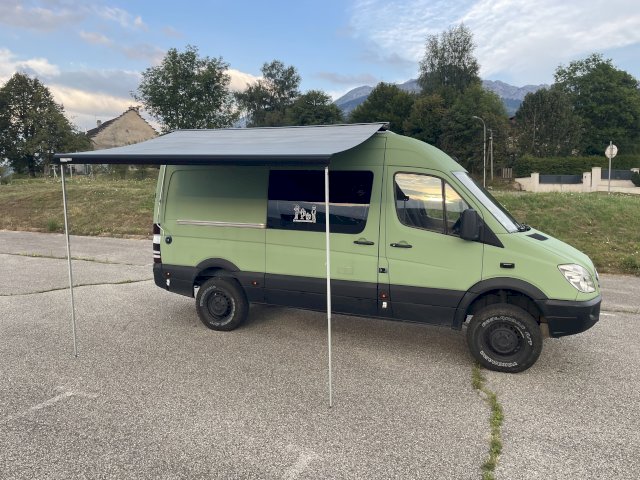 Mercedes-Benz Mercedes-Benz Sprinter 
