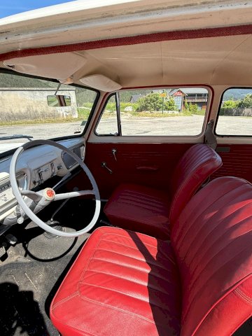 Ford ANGLIA DELUXE