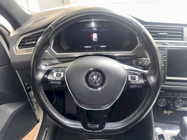 Volkswagen Volkswagen Tiguan II 2.0 TSI 180ch BlueMotion Technology Carat 4Motion DSG7