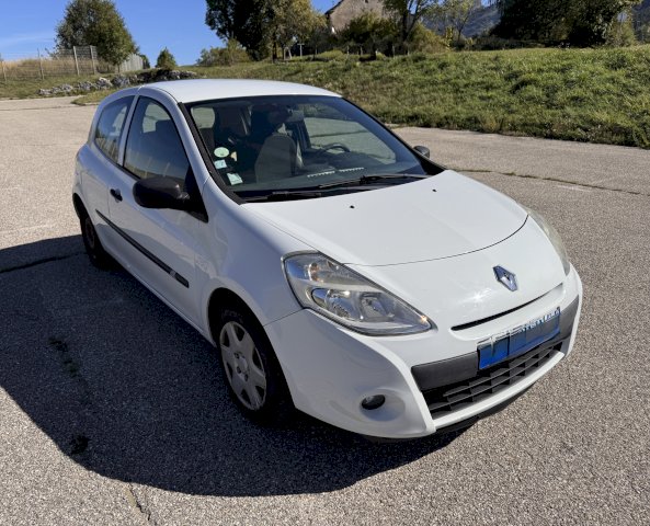 Renault Renault Clio III (B/C85) 1.2 16v 75ch Collection Alizé 3p