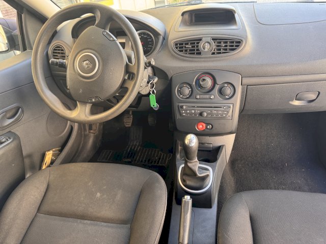 Renault Renault Clio III (B/C85) 1.2 16v 75ch Collection Alizé 3p