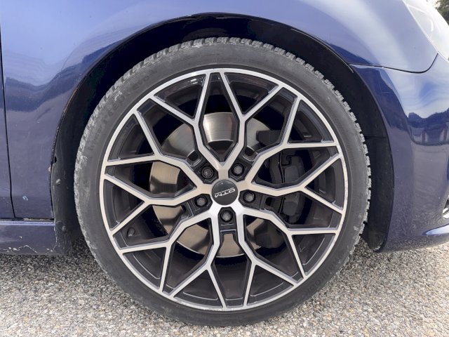 Volkswagen Volkswagen Golf VI 2.0 TSI 270 R 4Motion DSG6 5p
