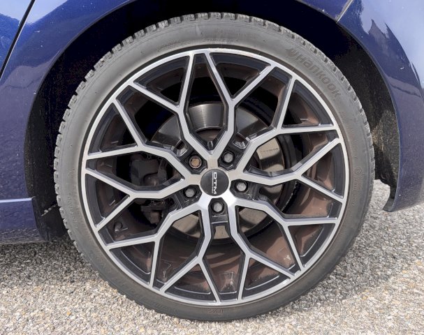 Volkswagen Volkswagen Golf VI 2.0 TSI 270 R 4Motion DSG6 5p