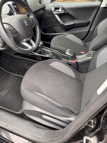 Peugeot Peugeot 2008 1.2 PureTech 130ch Signature S&S EAT6