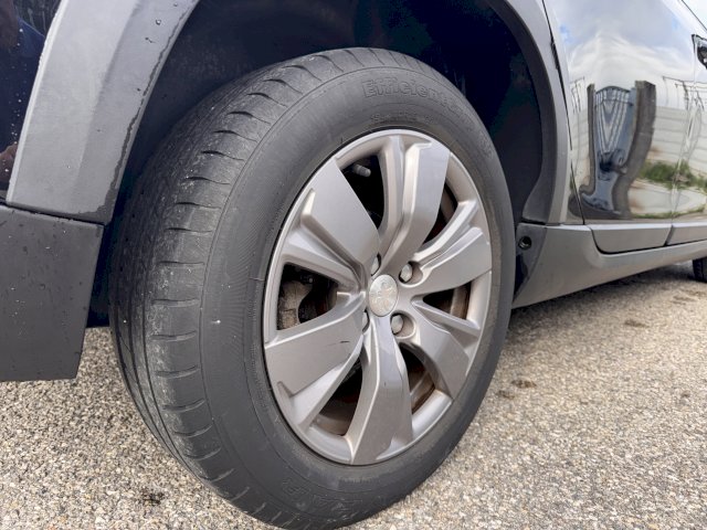 Peugeot Peugeot 2008 1.2 PureTech 130ch Signature S&S EAT6