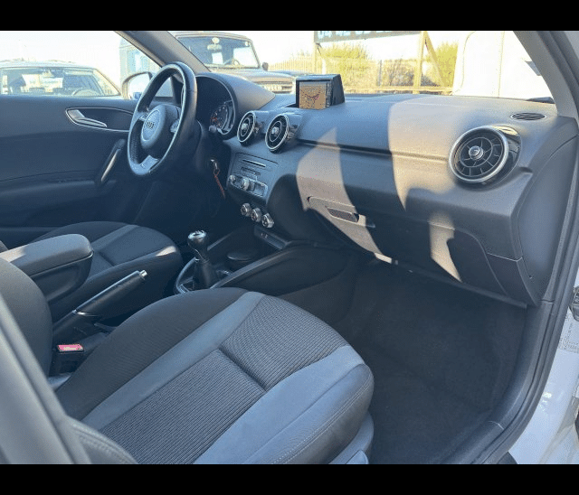 Audi Audi A1  1.0 TFSI 95ch ultra Ambition