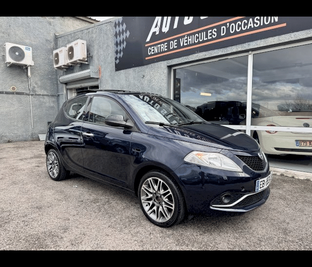 Lancia Lancia Y 1.2 69 CH PLATINIUM