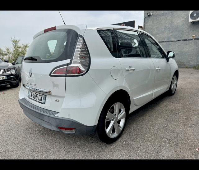 Renault Renault Scenic III (J95) 1.6 dCi 130ch energy Dynamique eco²