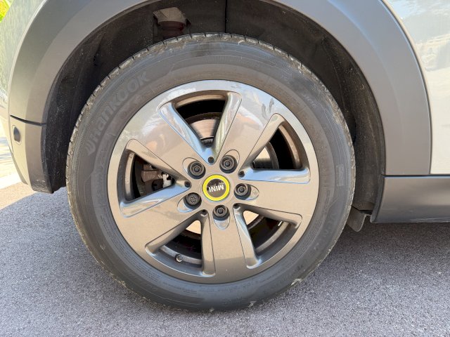Mini Mini Mini Cooper SE 184ch Essential BVA