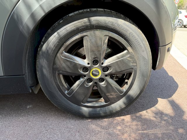 Mini Mini Mini Cooper SE 184ch Essential BVA