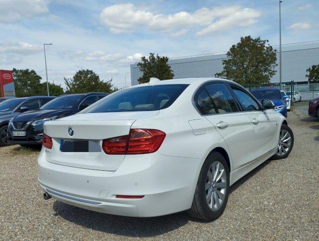 BMW BMW Série 3 VI (F30) 318d 143ch Modern