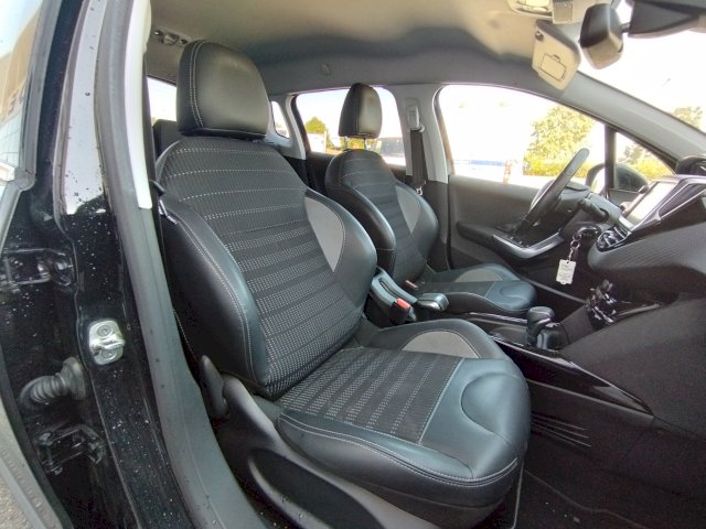 Peugeot Peugeot 2008 1.5 BlueHDI EAT6 120 CV ALLURE