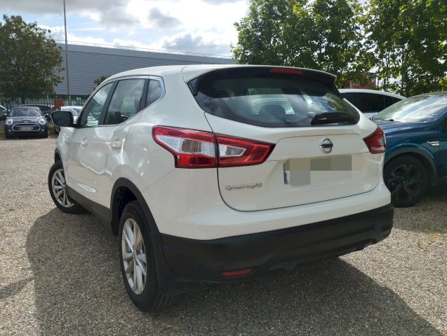 Nissan Nissan Qashqai II (J11) 1.2L DIG-T 115ch Acenta