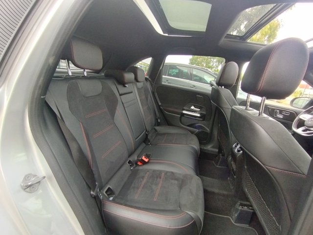 Mercedes-Benz Mercedes-Benz Classe B 180d 116ch AMG Line 7G-DCT