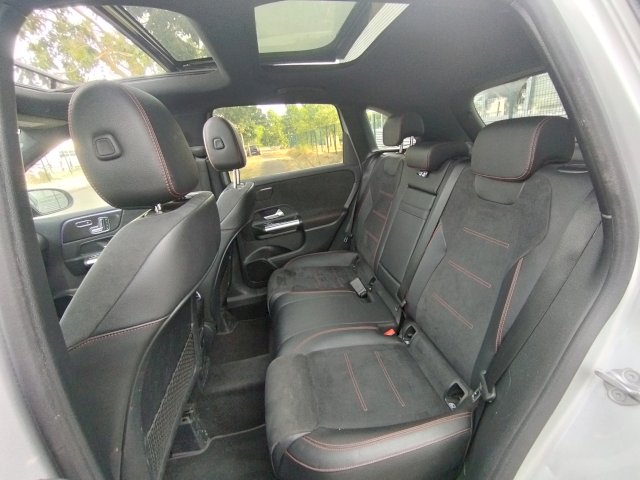 Mercedes-Benz Mercedes-Benz Classe B 180d 116ch AMG Line 7G-DCT