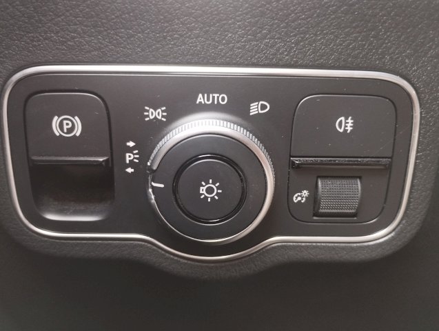 Mercedes-Benz Mercedes-Benz Classe B 180d 116ch AMG Line 7G-DCT