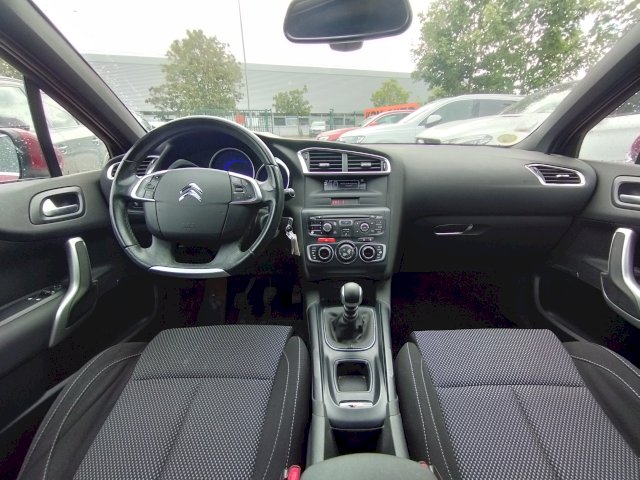 DS DS  4 BlueHDI 120 CV S&S BE CHIC
