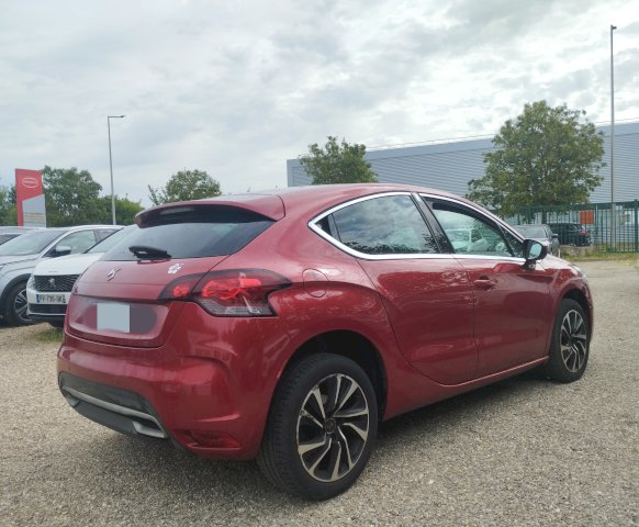 DS DS  4 BlueHDI 120 CV S&S BE CHIC