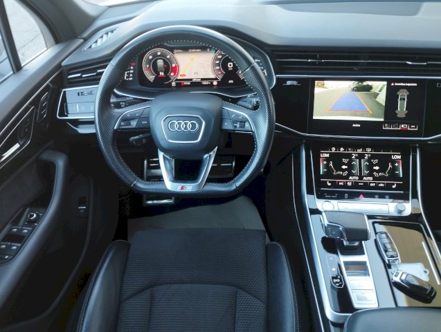 Audi Audi Q7 50 TDI 286ch S line quattro Tiptronic 7 places