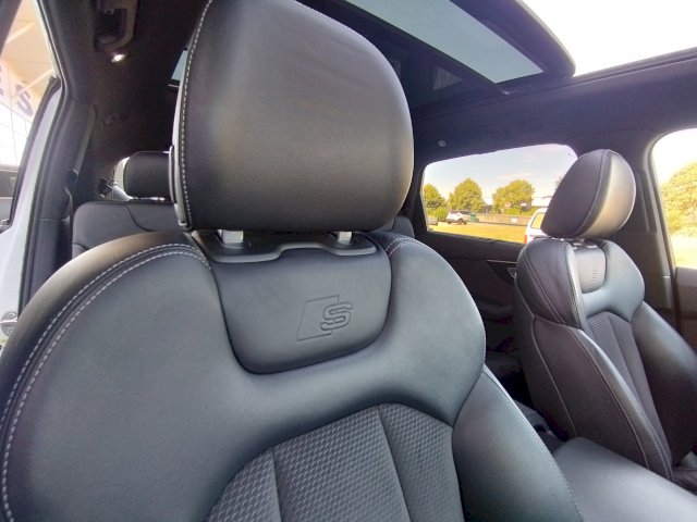 Audi Audi Q7 50 TDI 286ch S line quattro Tiptronic 7 places