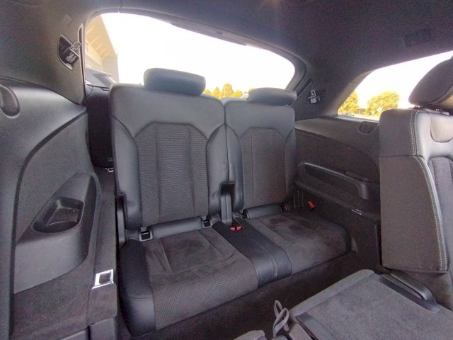 Audi Audi Q7 50 TDI 286ch S line quattro Tiptronic 7 places