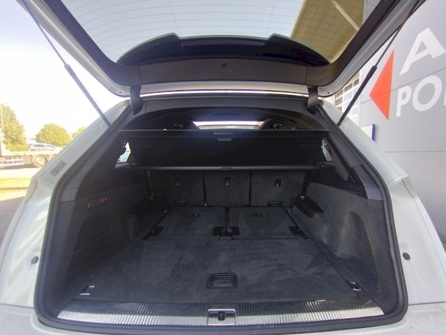 Audi Audi Q7 50 TDI 286ch S line quattro Tiptronic 7 places