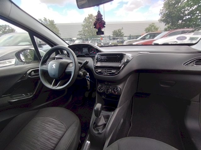 Peugeot Peugeot 208 1.2 68 CH   2 PLACES