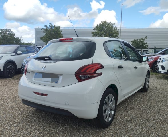 Peugeot Peugeot 208 1.2 68 CH   2 PLACES