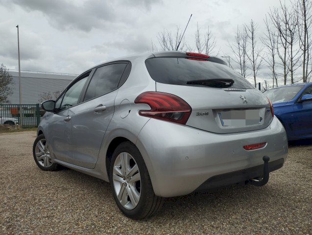 Peugeot Peugeot 208  1.2 PureTech 82ch Style 5p